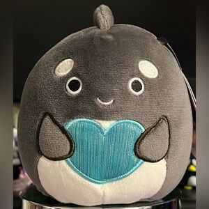 Kai the Orca with Heart 5" Valentine Squishmallow